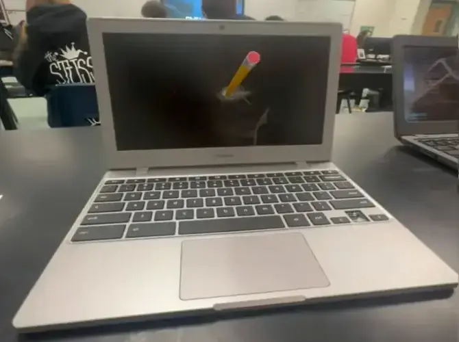 F Students TikTok by kaiisnotaguy2