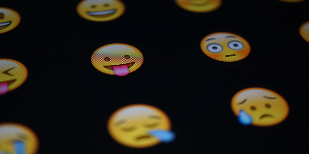gen-z-emoji-list-2025-top-banner